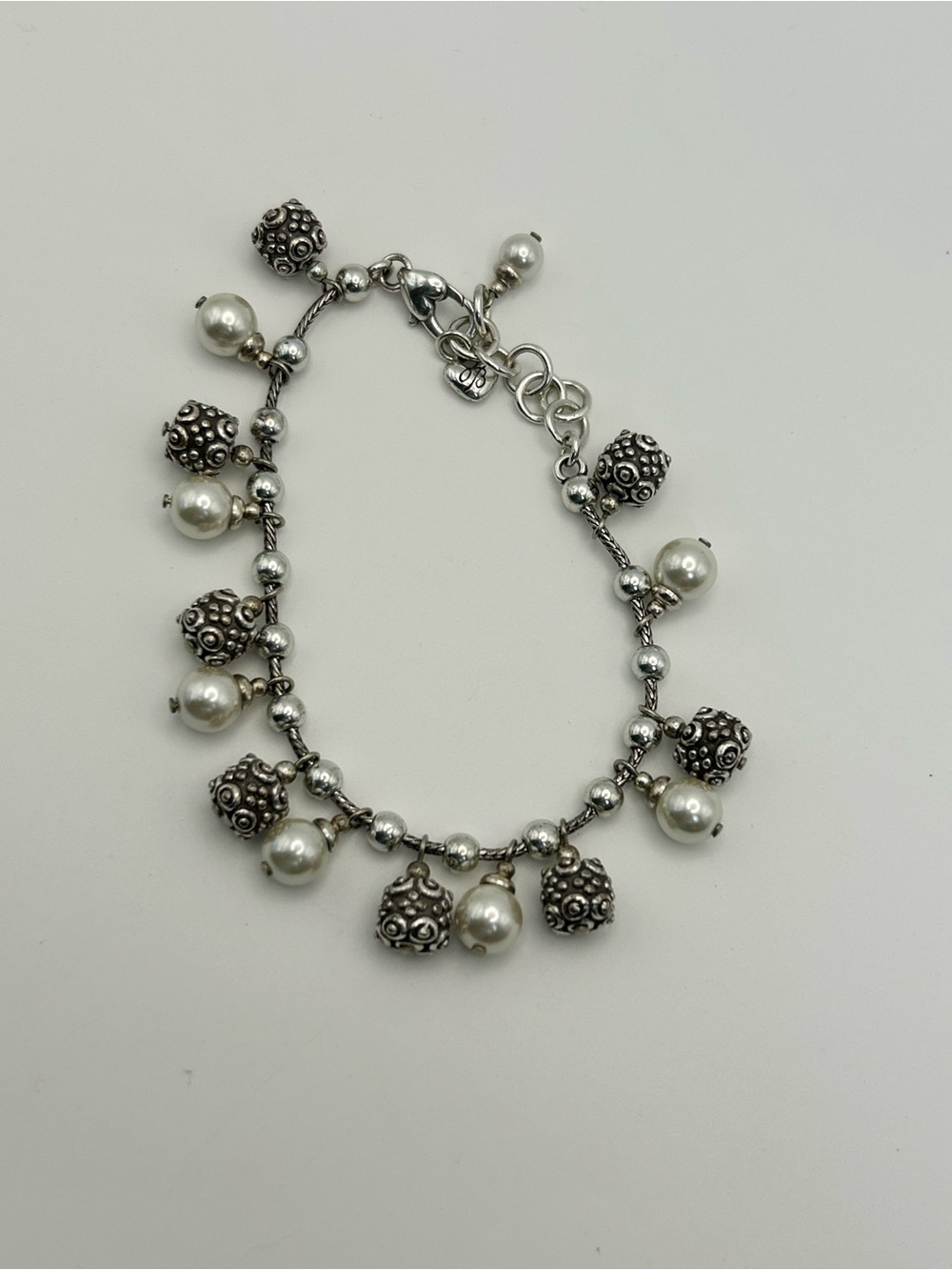Brighton Sophisticate Pearl Bracelet White Faux Pearl Silver Plated Charms 8.5"